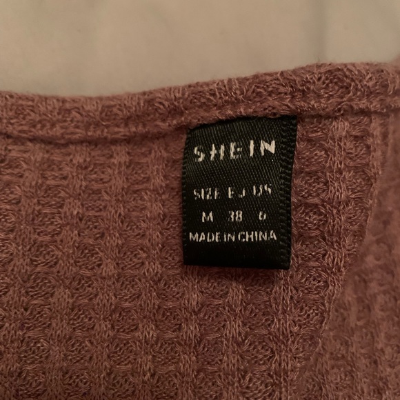 Shein crop top - Picture 2 of 2